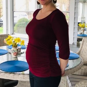 A Pea in the Pod Maternity Shirt. Size XS